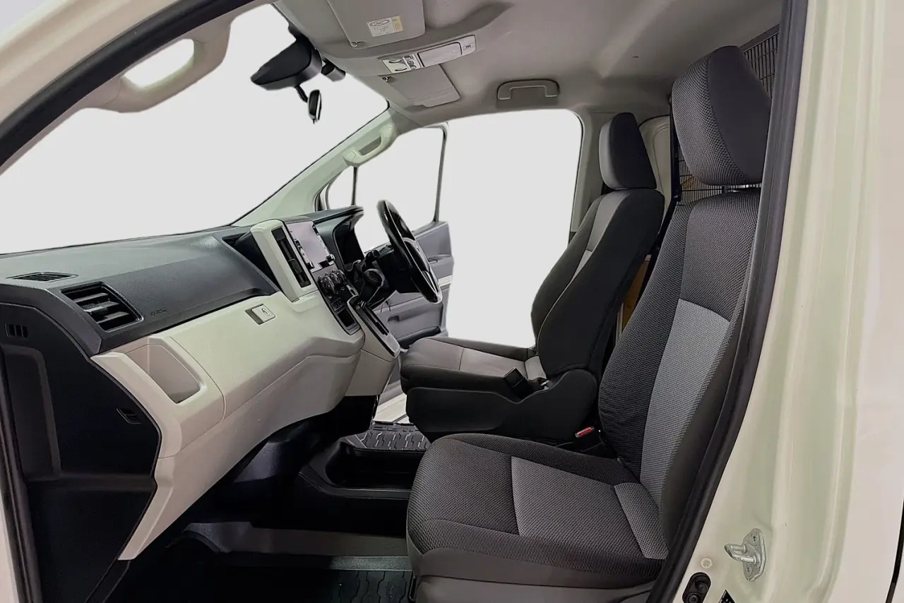 2020 Toyota Hiace Gallery Image 24