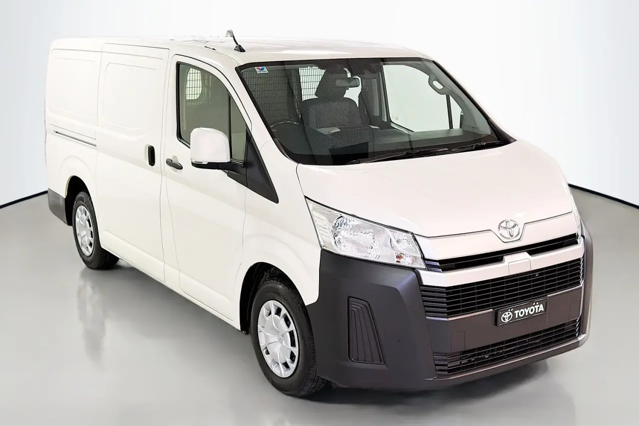 2020 Toyota Hiace Gallery Image 30