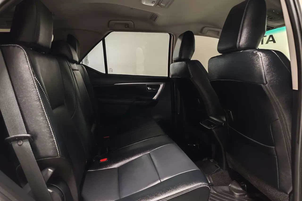 2025 Toyota Fortuner Gallery Image 11