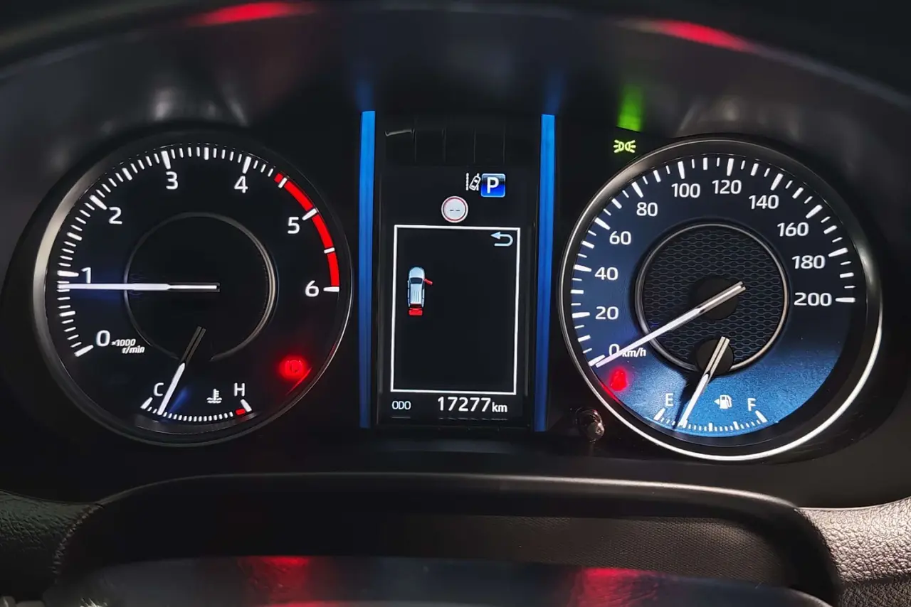 2025 Toyota Fortuner Gallery Image 18