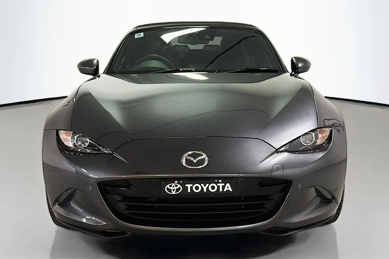 2023 Mazda MX-5 Gallery Image 2