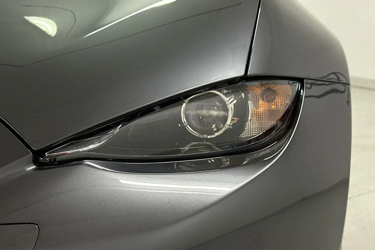 2023 Mazda MX-5 Gallery Image 3