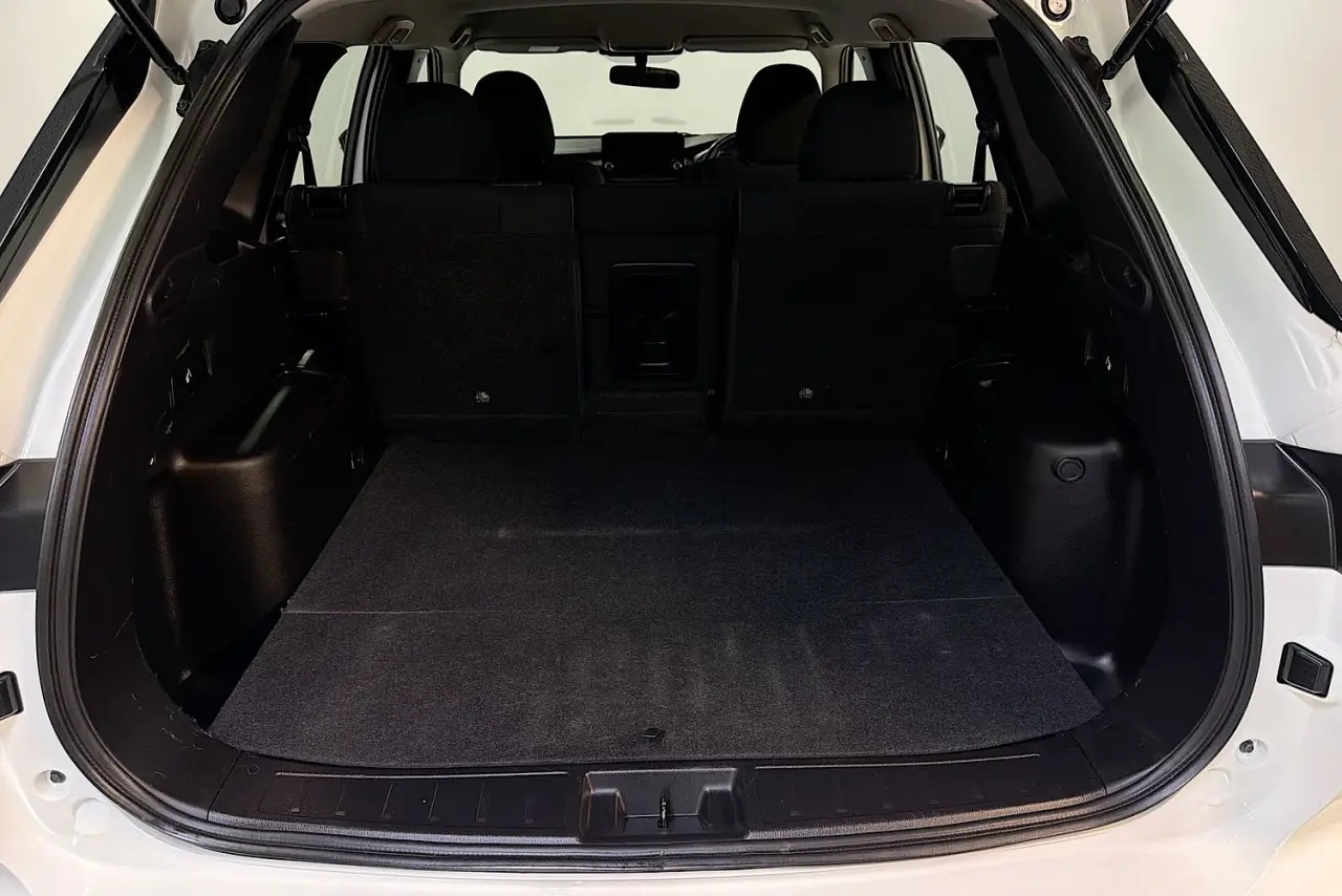 2022 Mitsubishi Outlander Gallery Image 26