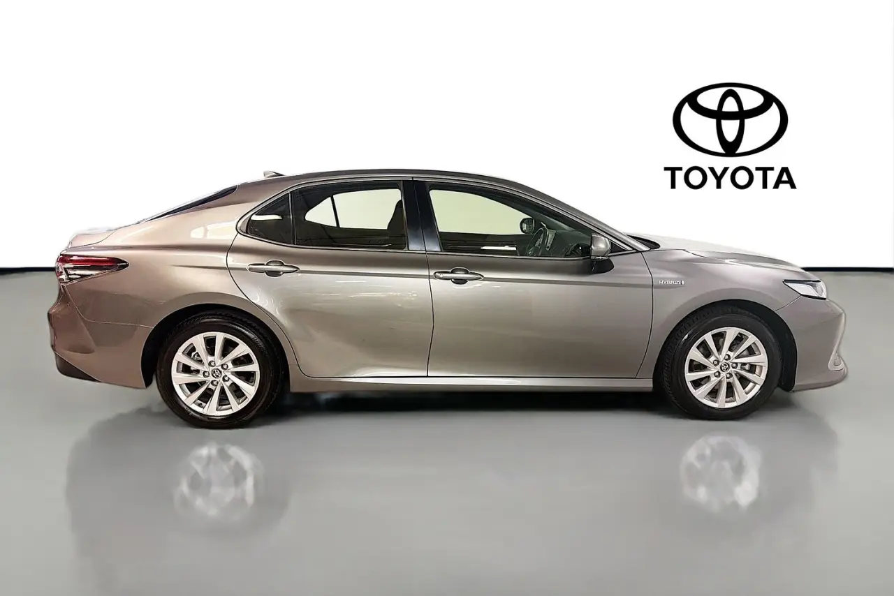 2023 Toyota Camry Gallery Image 11