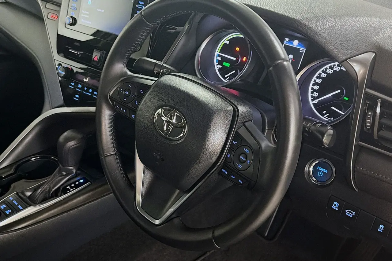 2023 Toyota Camry Gallery Image 13