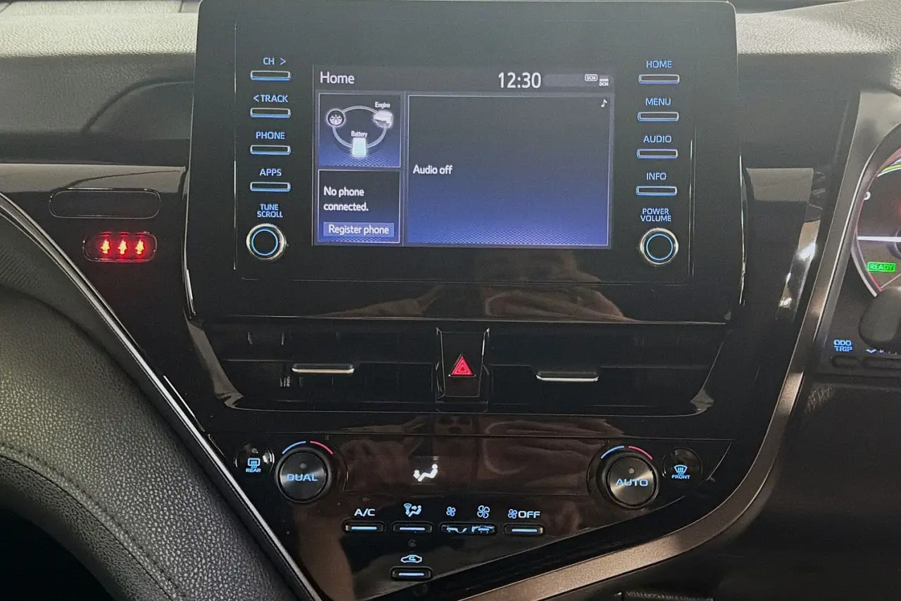 2023 Toyota Camry Gallery Image 14