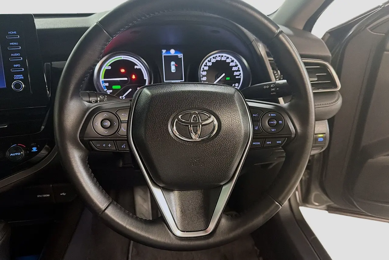 2023 Toyota Camry Gallery Image 19
