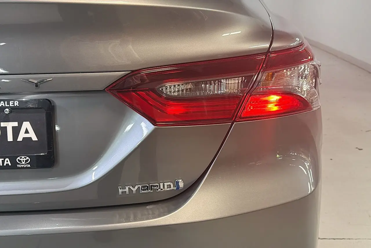 2023 Toyota Camry Gallery Image 9