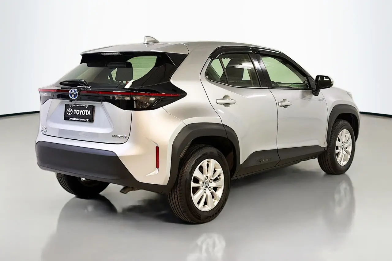 2023 Toyota Yaris Cross Gallery Image 10