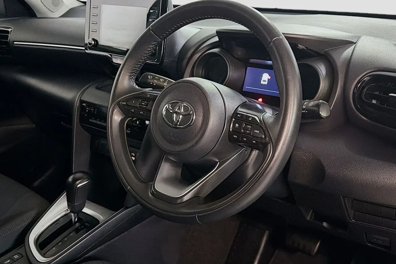 2023 Toyota Yaris Cross Gallery Image 13