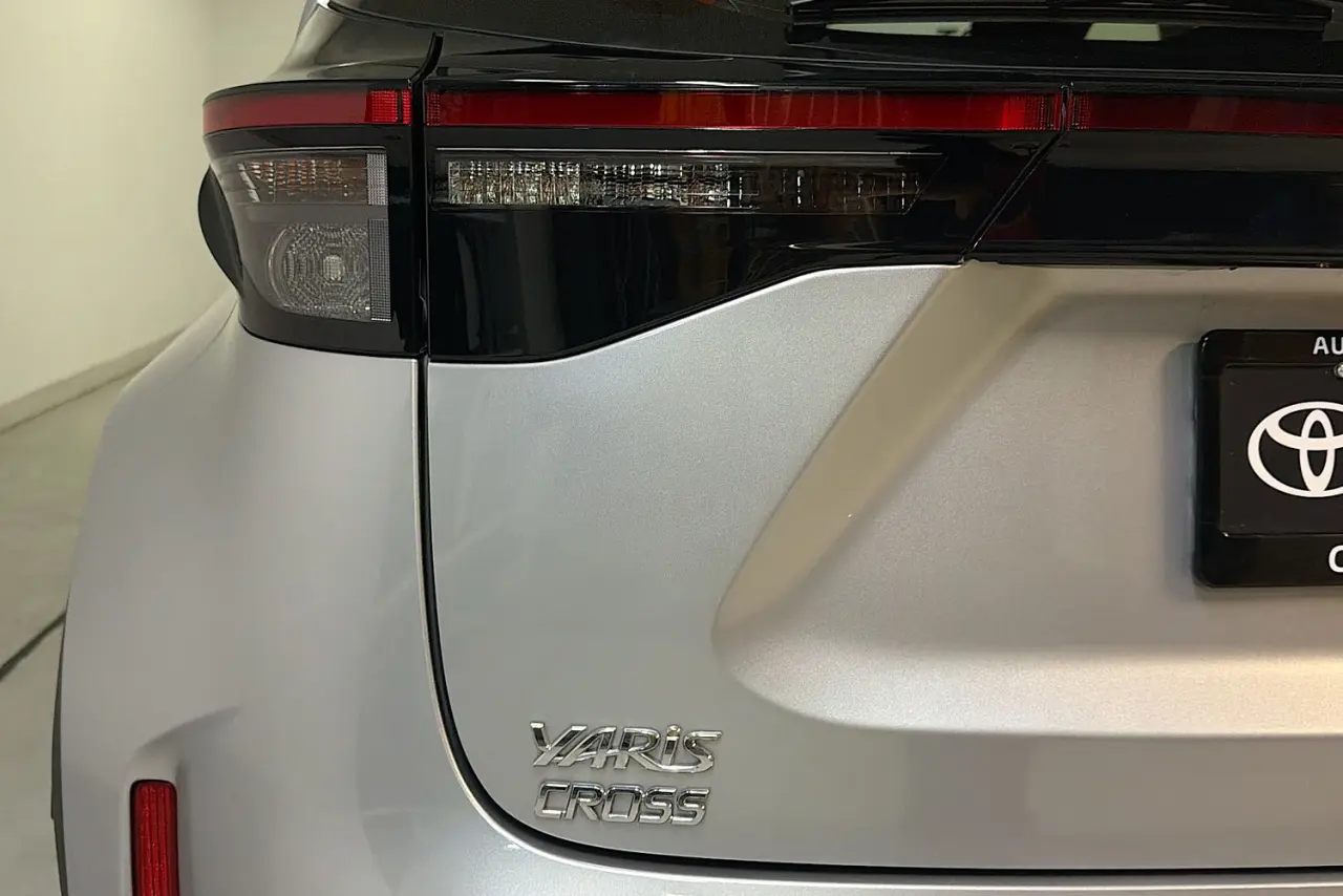 2023 Toyota Yaris Cross Gallery Image 8