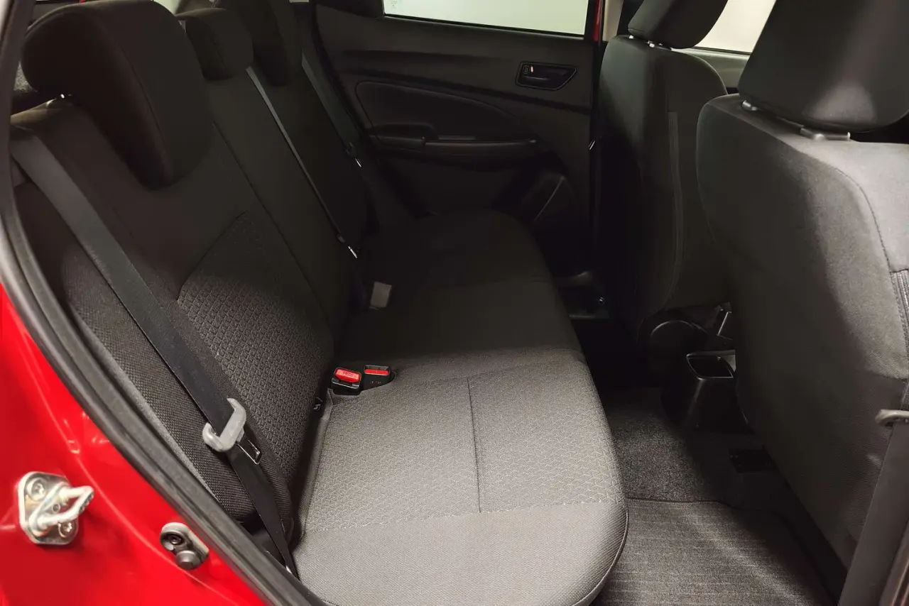 2022 Suzuki Swift Gallery Image 11