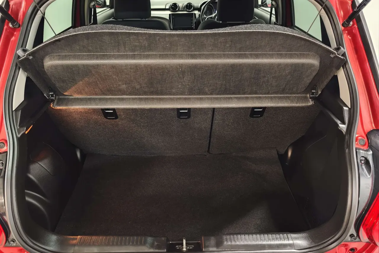 2022 Suzuki Swift Gallery Image 12