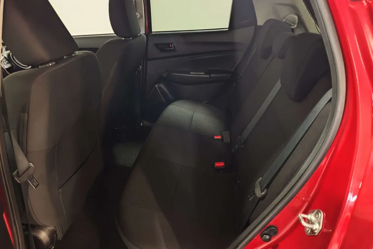 2022 Suzuki Swift Gallery Image 13