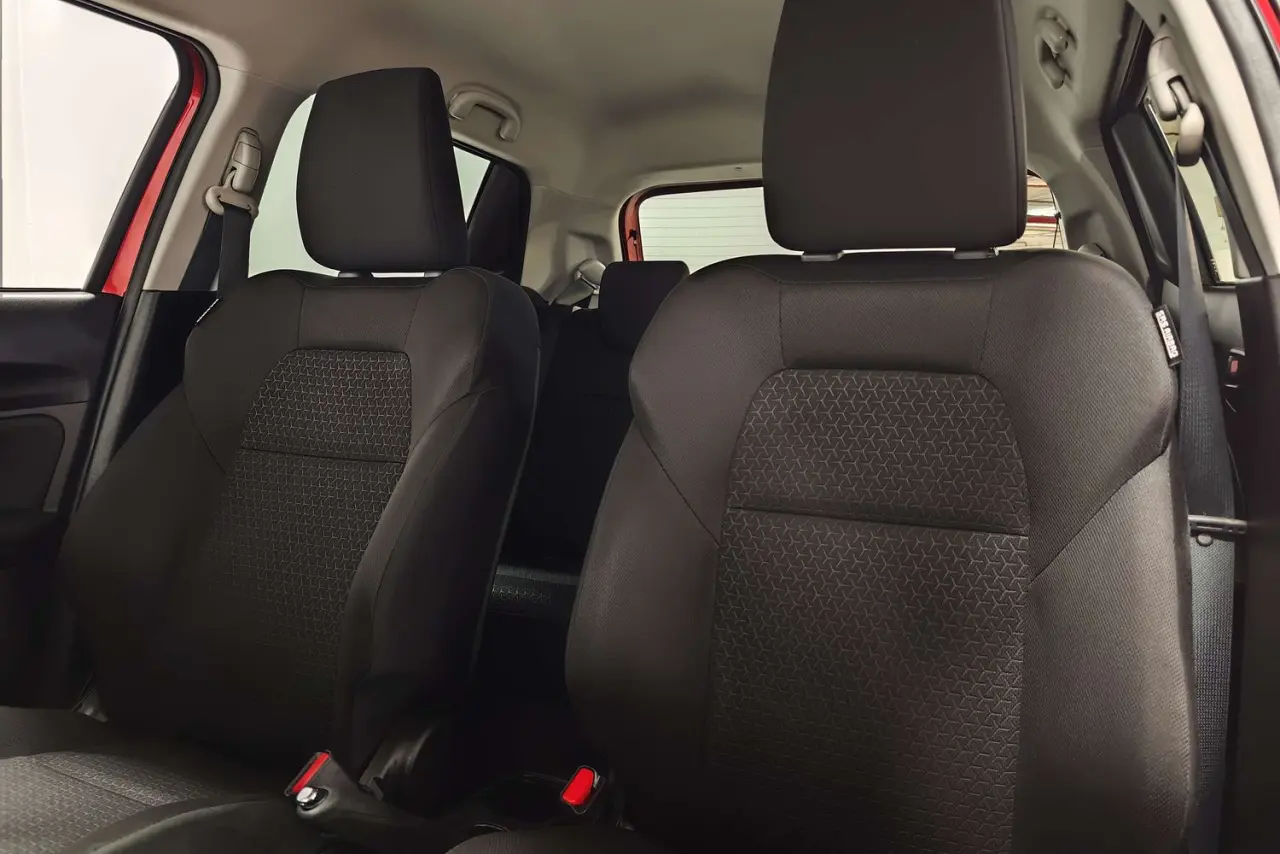 2022 Suzuki Swift Gallery Image 15