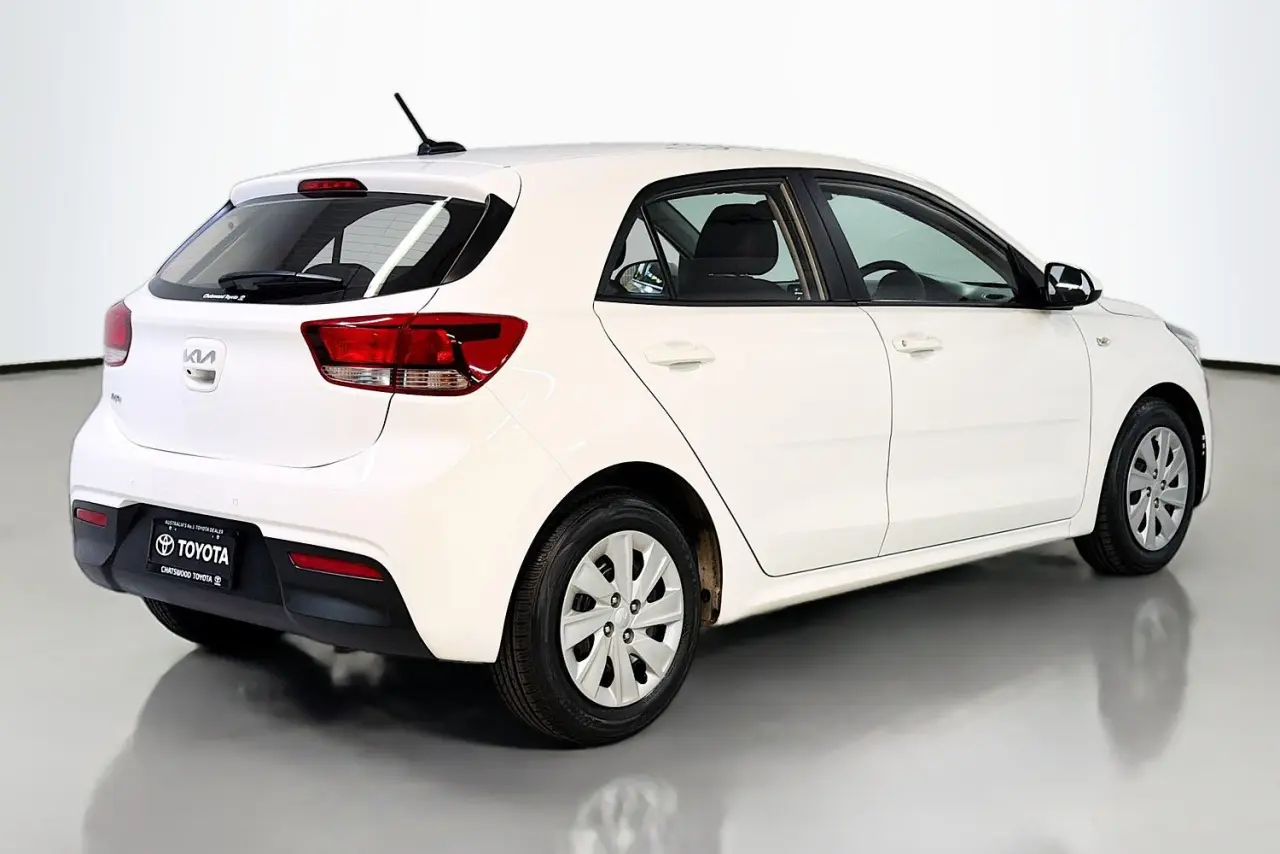 2023 Kia Rio Gallery Image 10