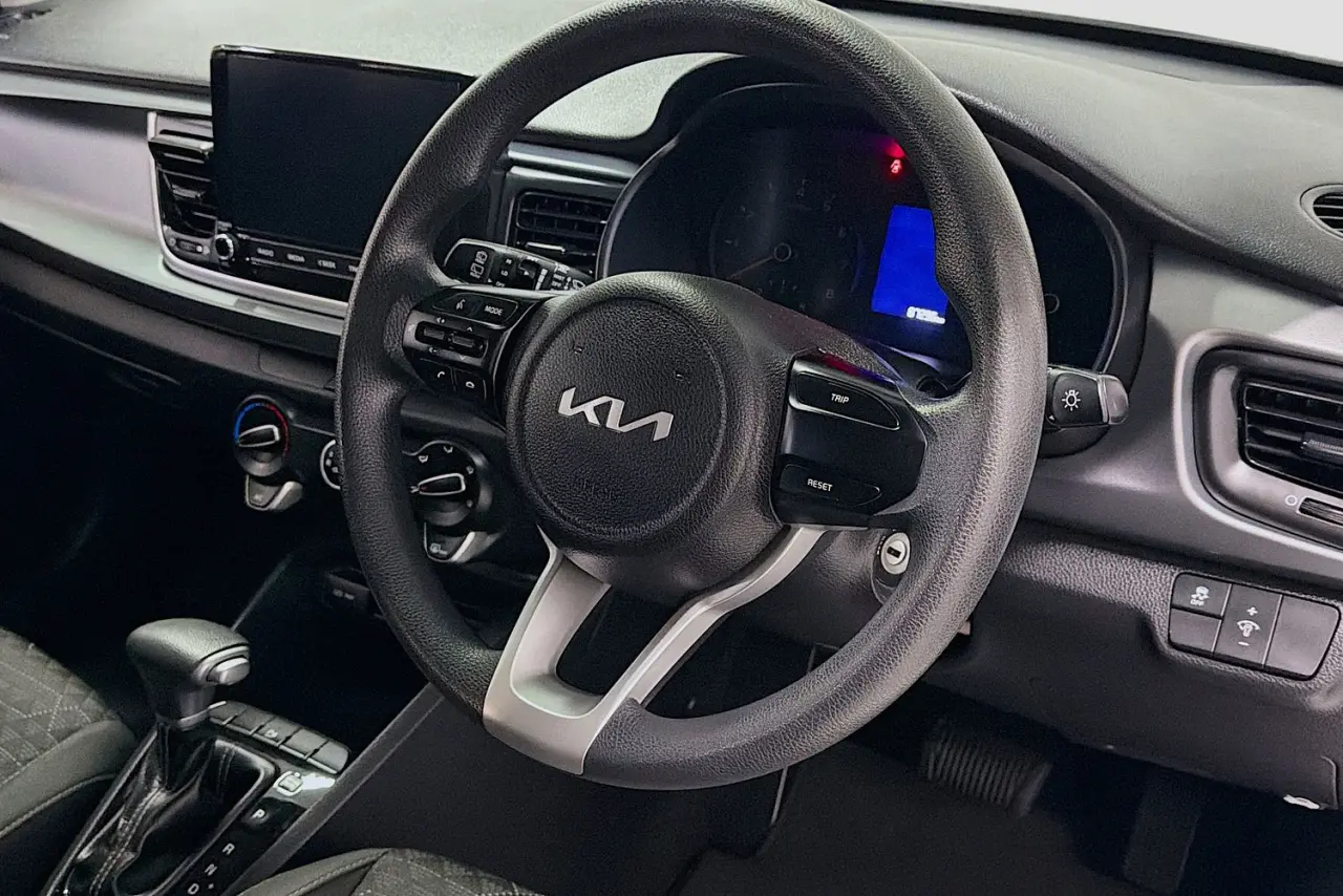 2023 Kia Rio Gallery Image 13