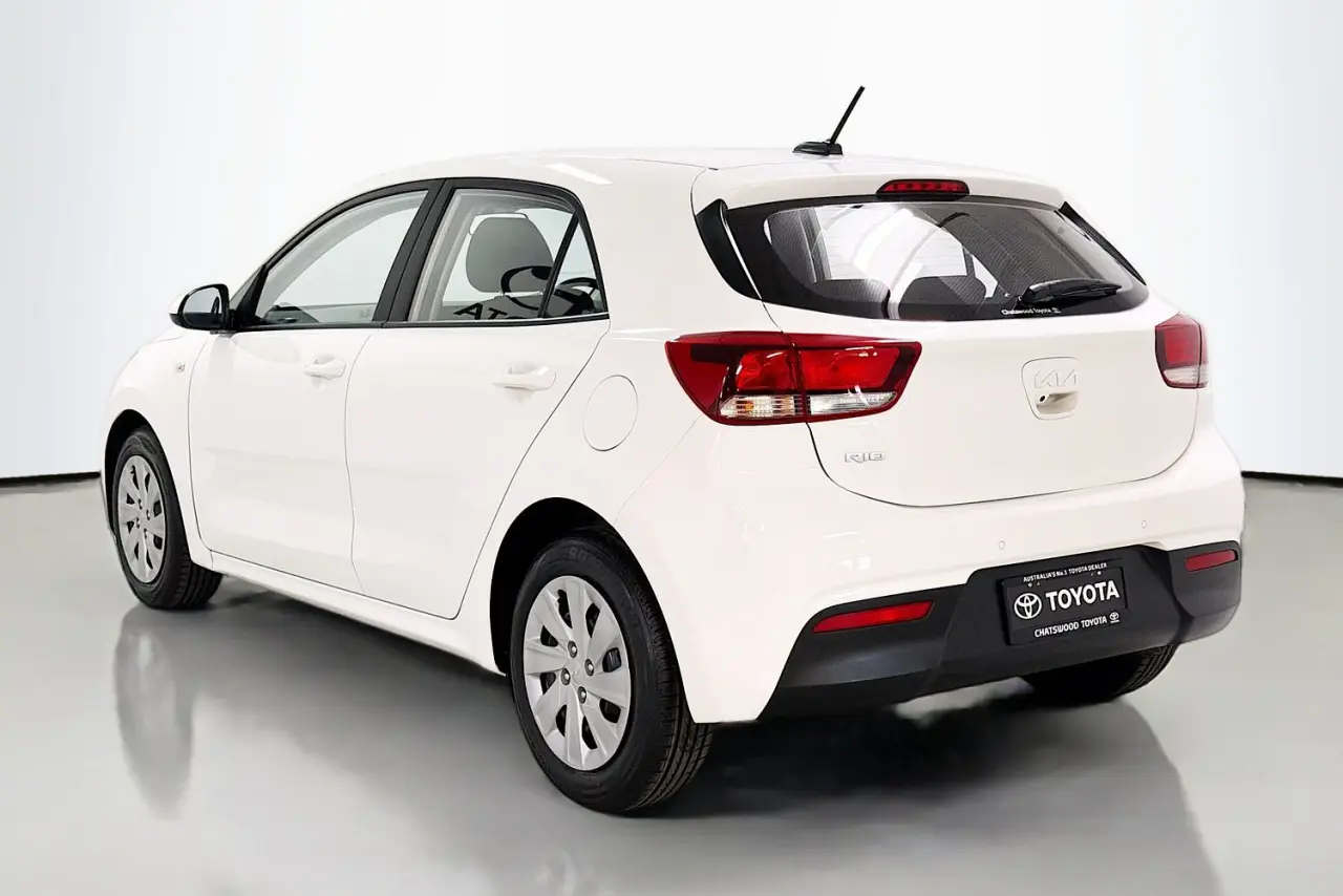 2023 Kia Rio Gallery Image 6