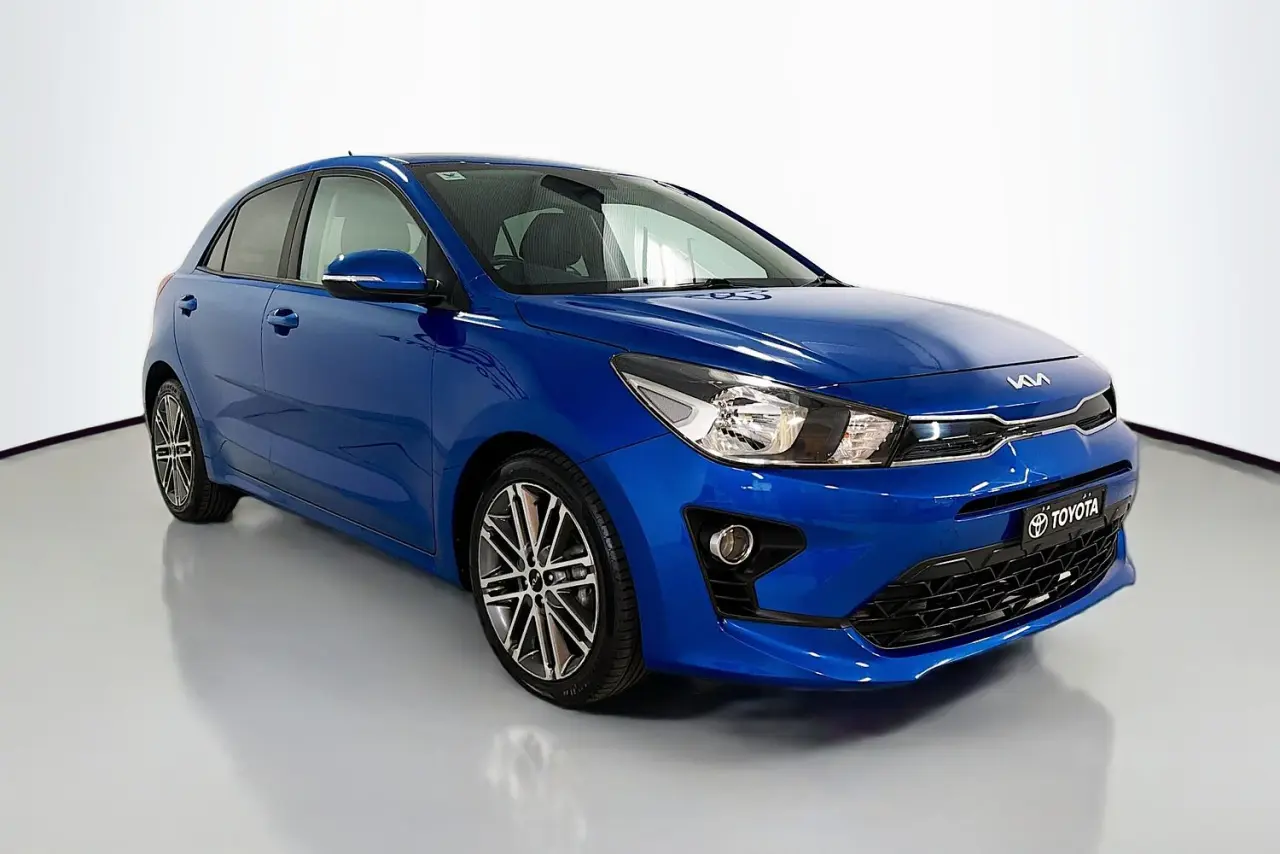 2021 Kia Rio Gallery Image 1