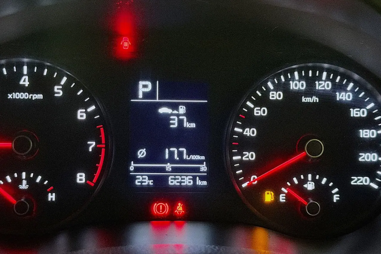 2021 Kia Rio Gallery Image 20