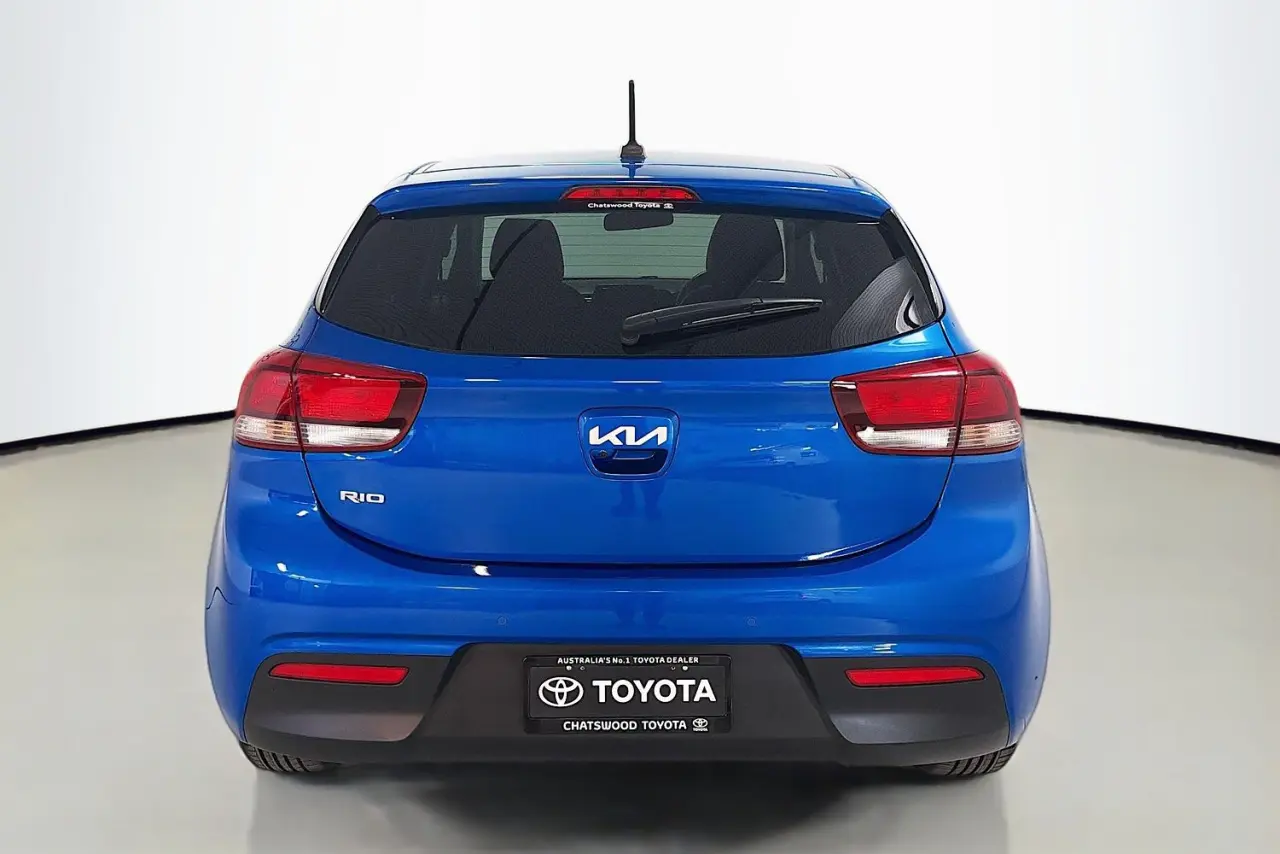 2021 Kia Rio Gallery Image 7