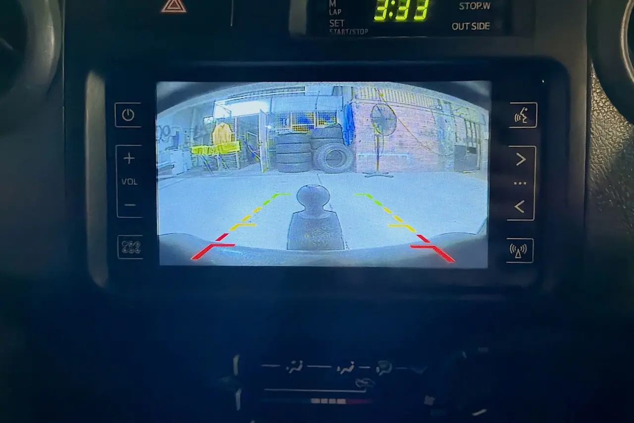 2013 Toyota Landcruiser Gallery Image 15