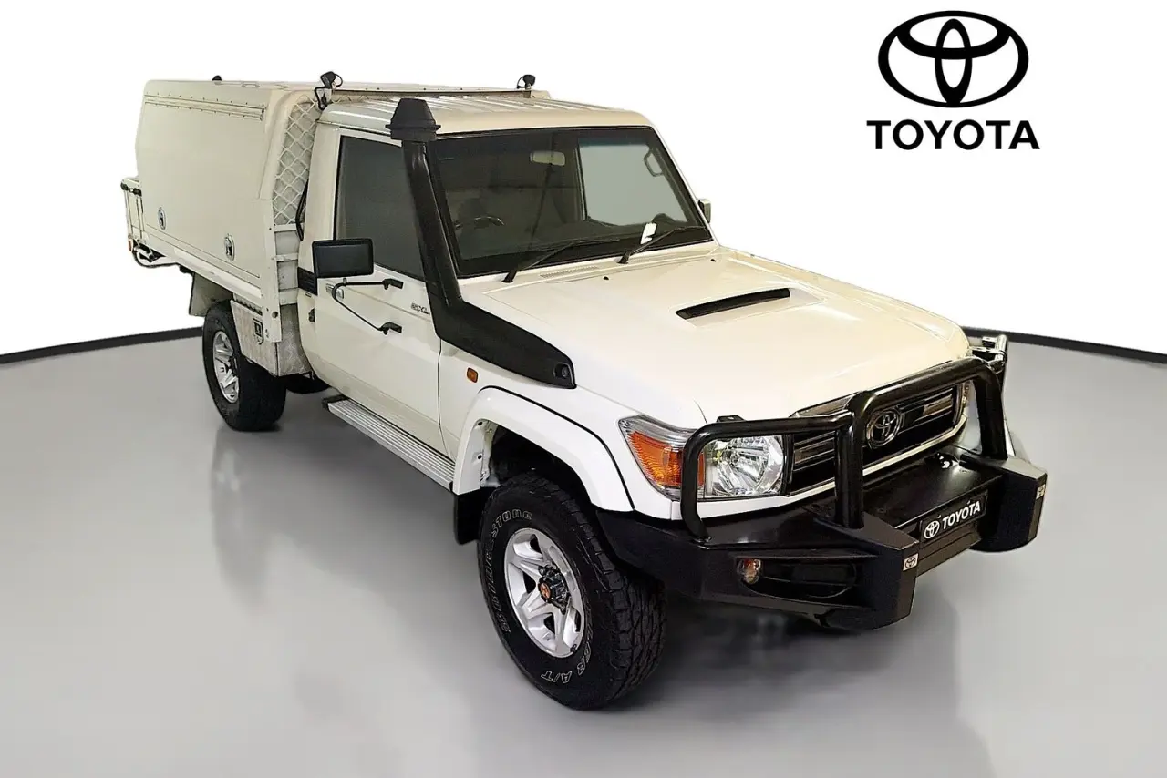 2013 Toyota Landcruiser Gallery Image 29