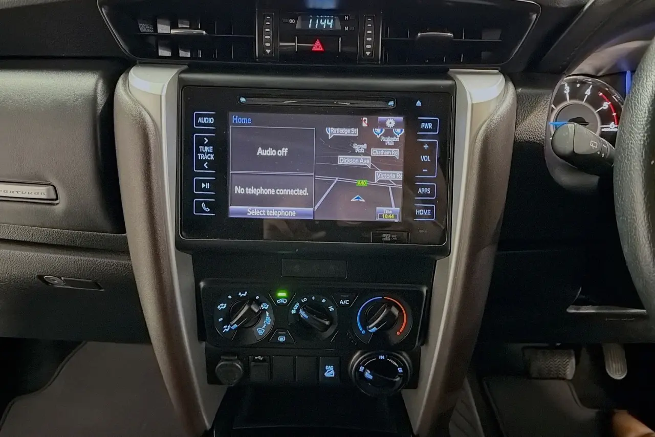 2018 Toyota Fortuner Gallery Image 15