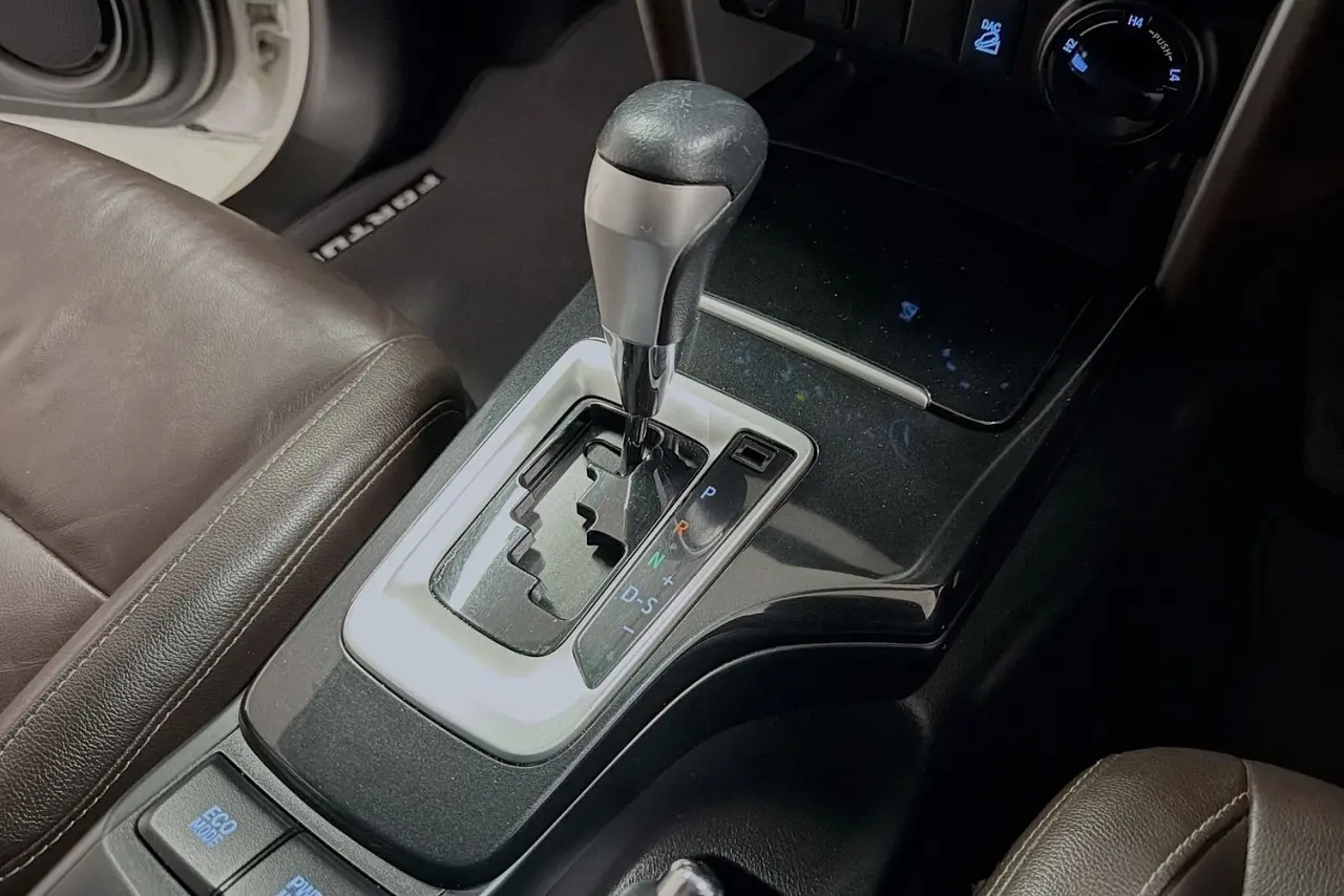 2018 Toyota Fortuner Gallery Image 18