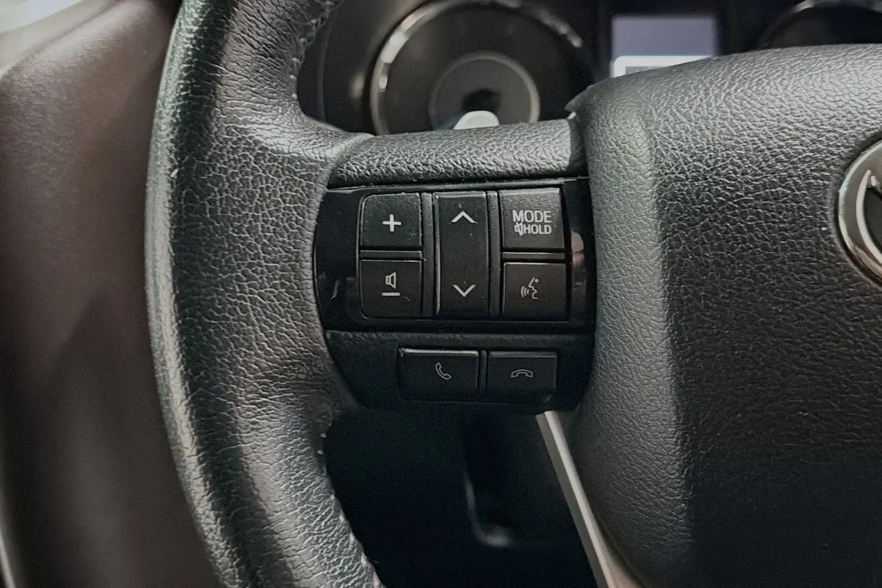 2018 Toyota Fortuner Gallery Image 19