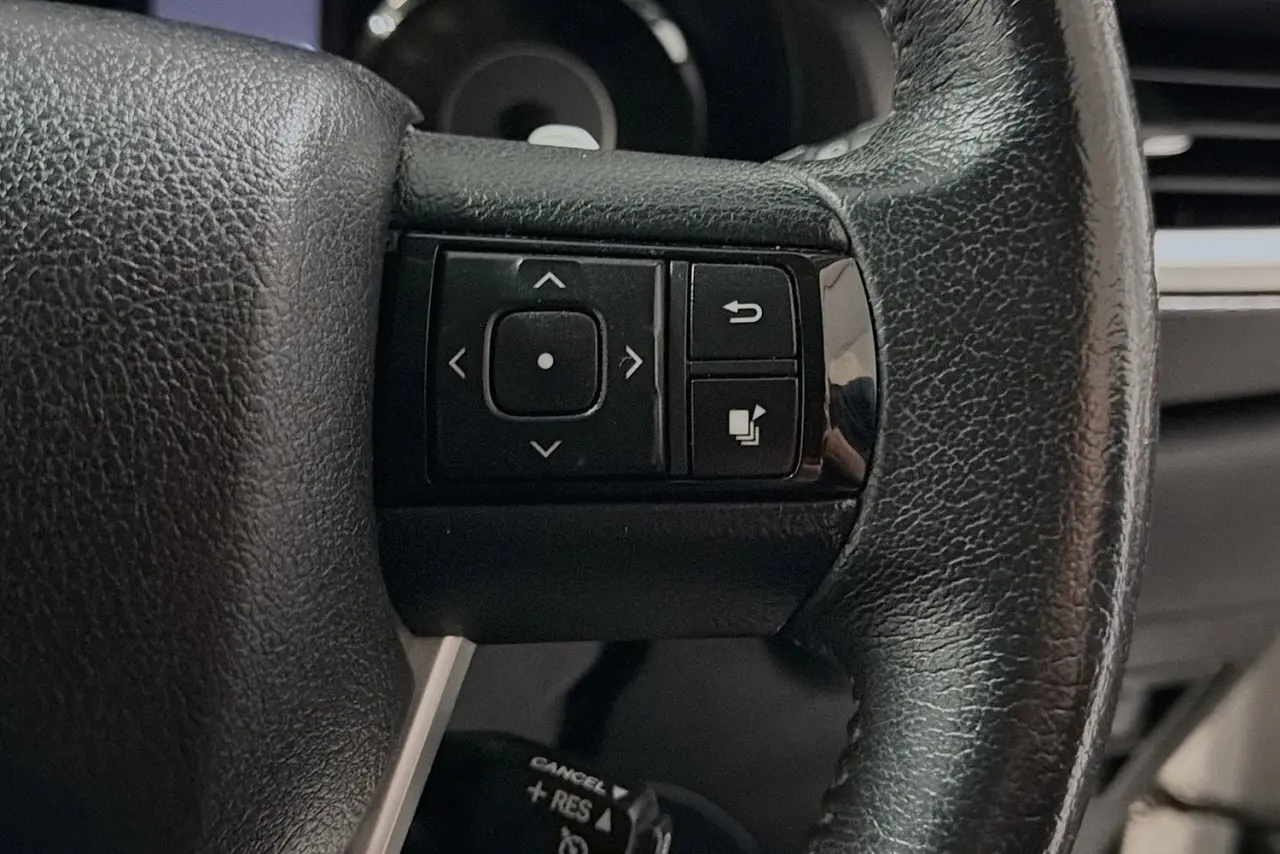 2018 Toyota Fortuner Gallery Image 20