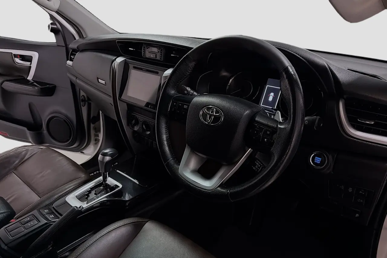 2018 Toyota Fortuner Gallery Image 23