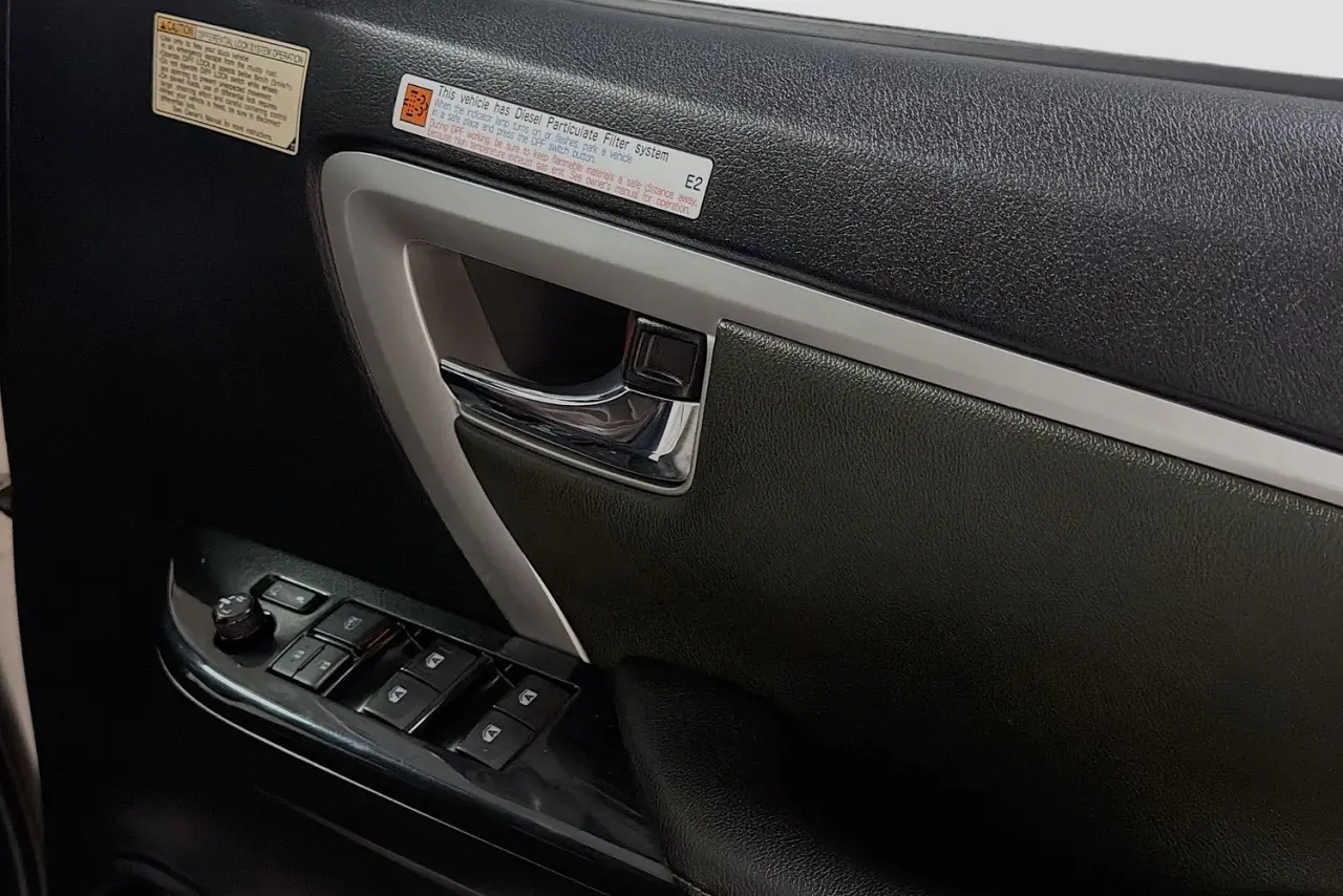 2018 Toyota Fortuner Gallery Image 24