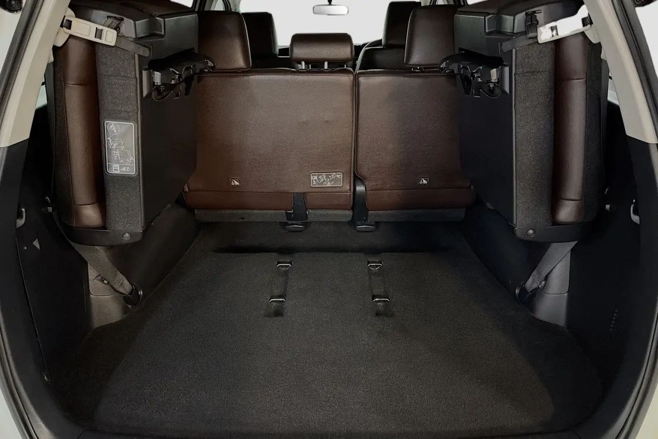 2018 Toyota Fortuner Gallery Image 27