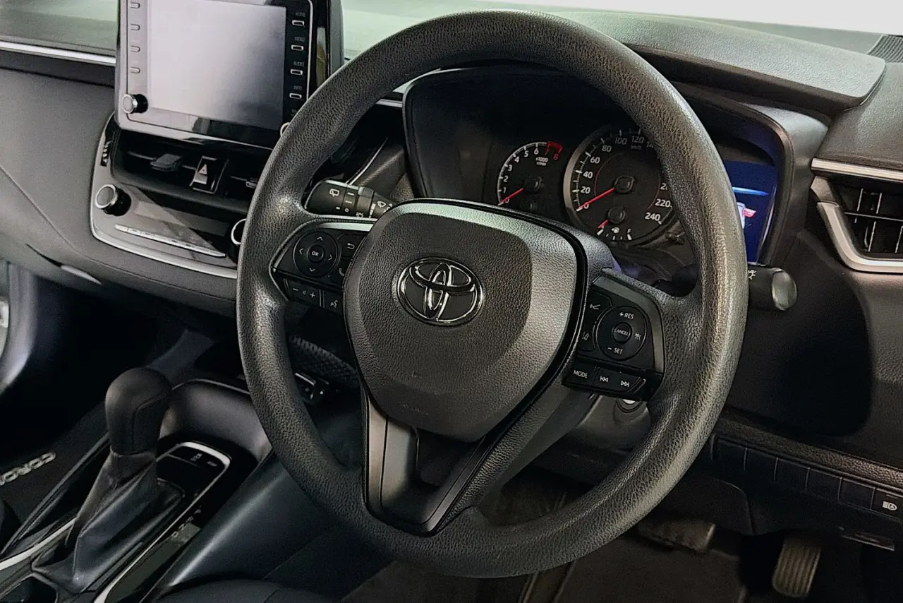 2018 Toyota Corolla Gallery Image 13