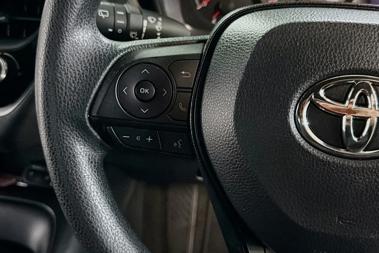 2018 Toyota Corolla Gallery Image 17