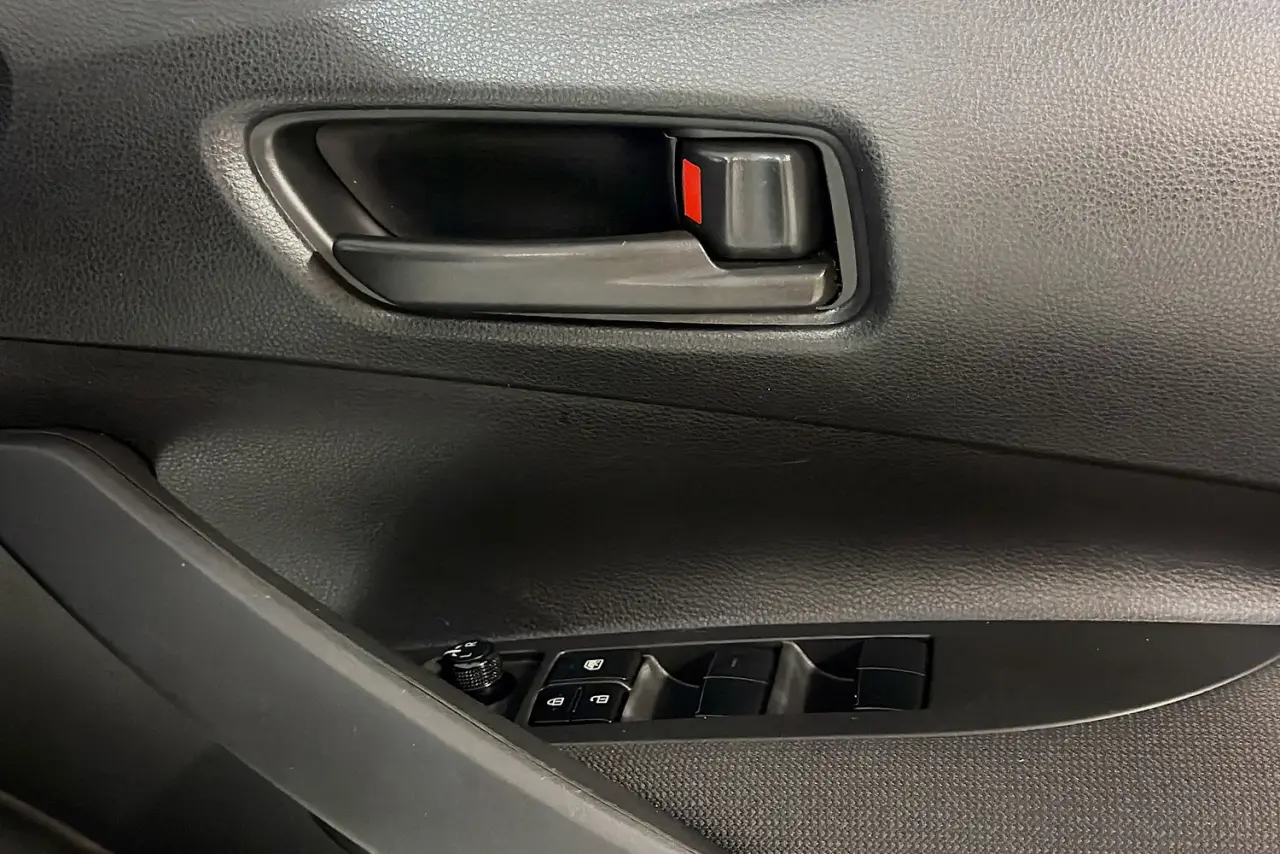 2018 Toyota Corolla Gallery Image 22