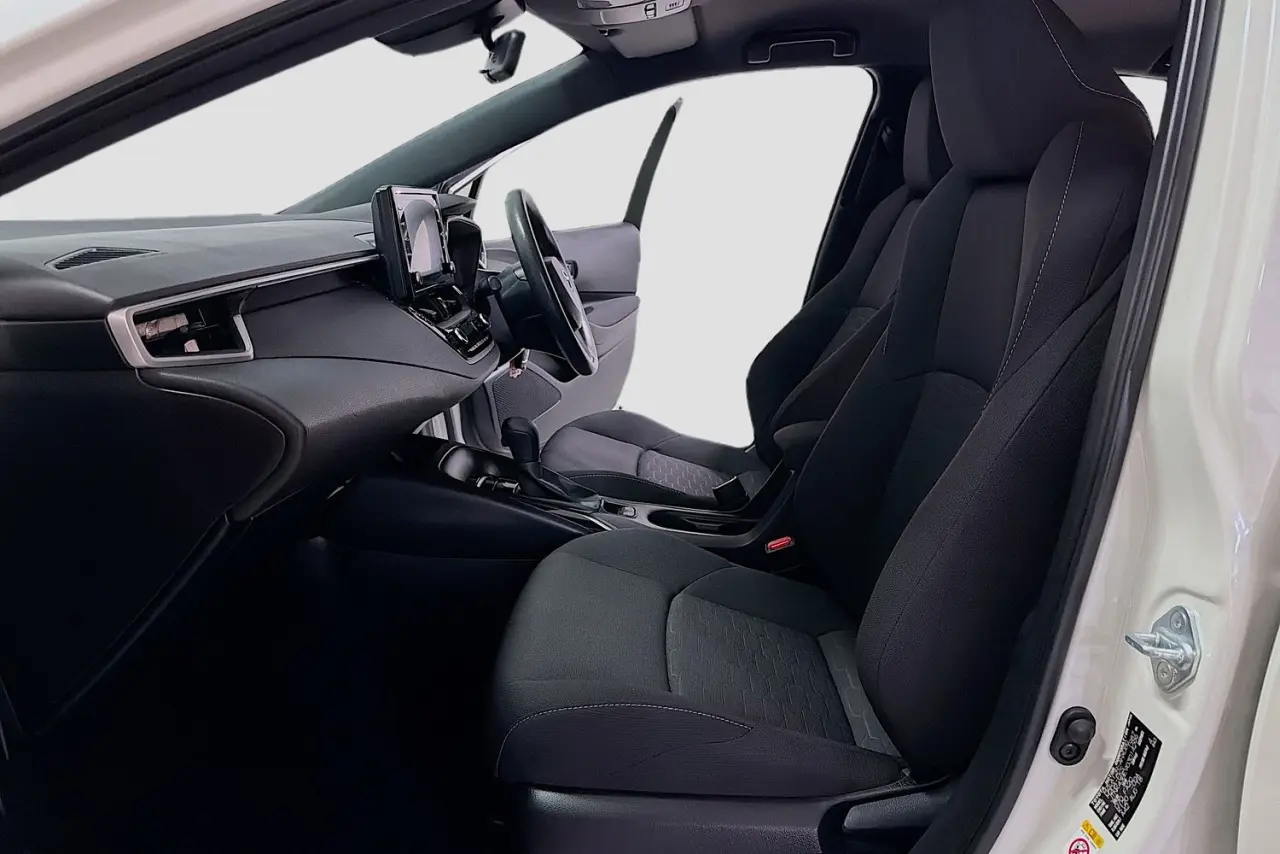 2018 Toyota Corolla Gallery Image 23