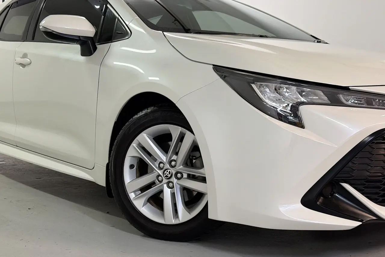 2018 Toyota Corolla Gallery Image 26