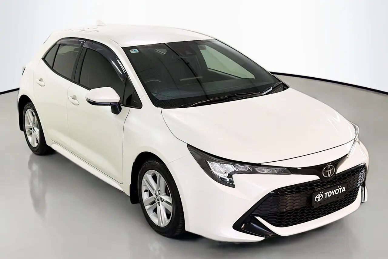 2018 Toyota Corolla Gallery Image 29
