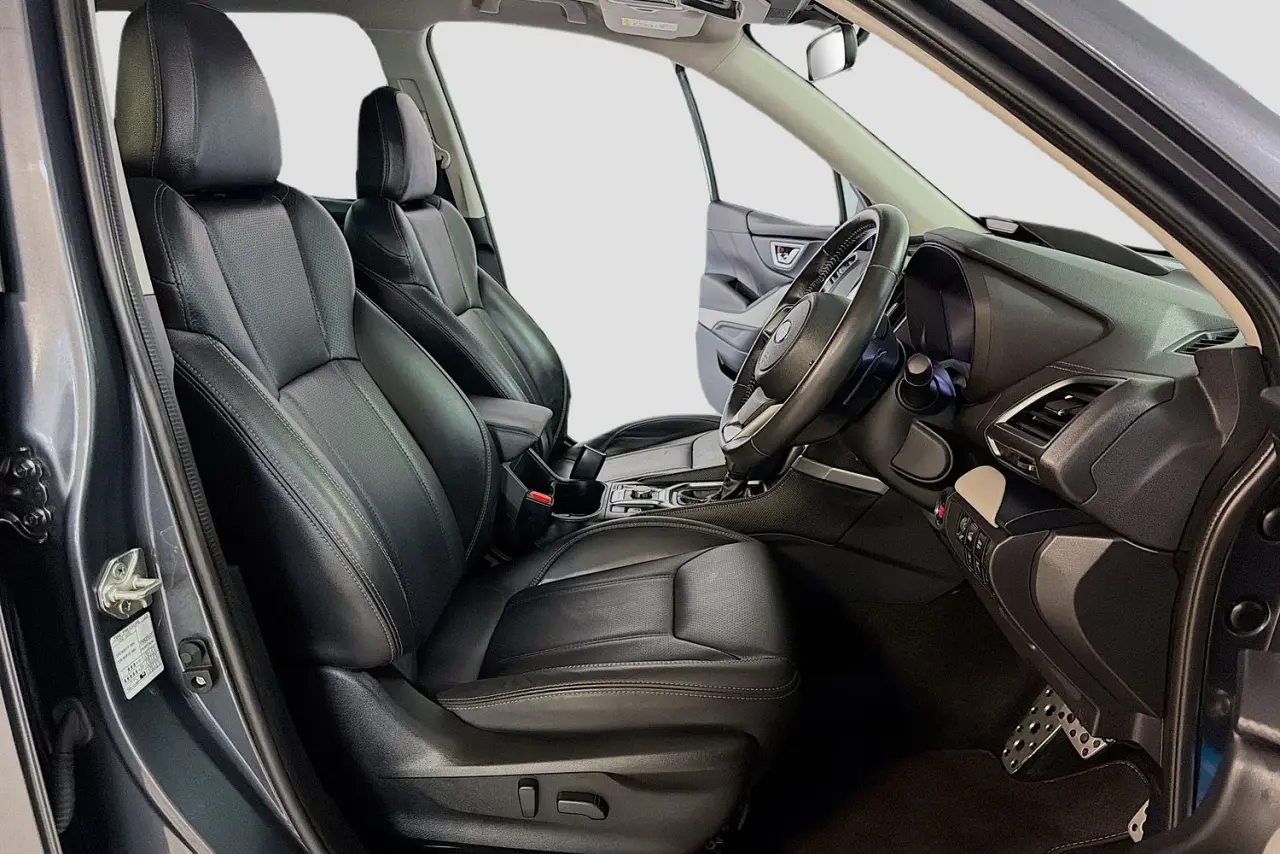 2022 Subaru Forester Gallery Image 13