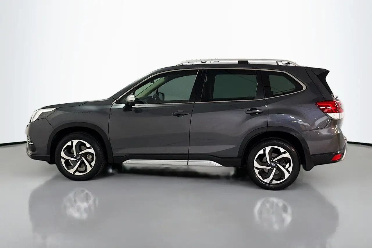 2022 Subaru Forester Gallery Image 5