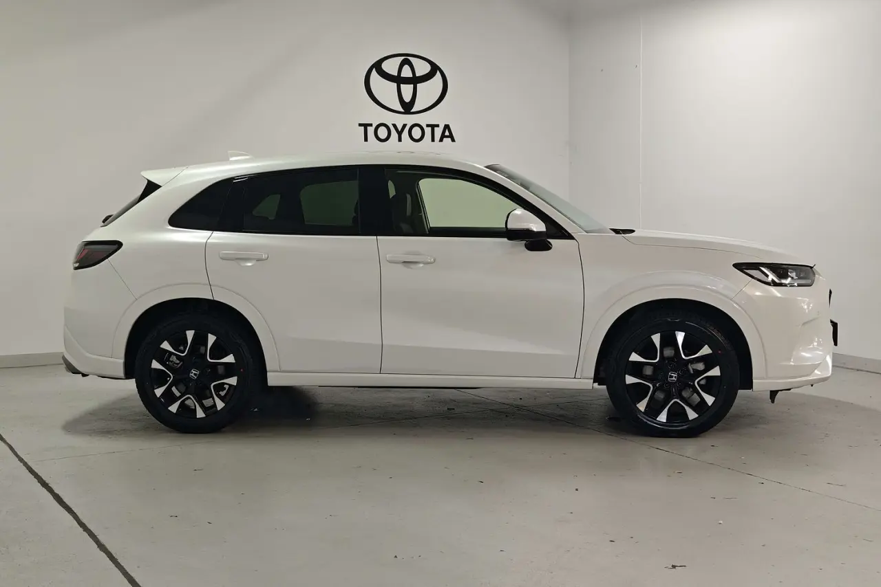 2023 Honda ZR-V Gallery Image 4