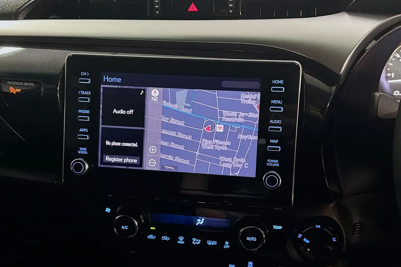 2021 Toyota Hilux Gallery Image 14