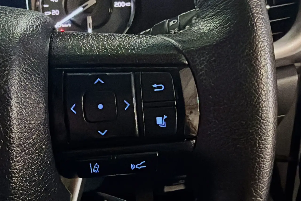 2021 Toyota Hilux Gallery Image 19