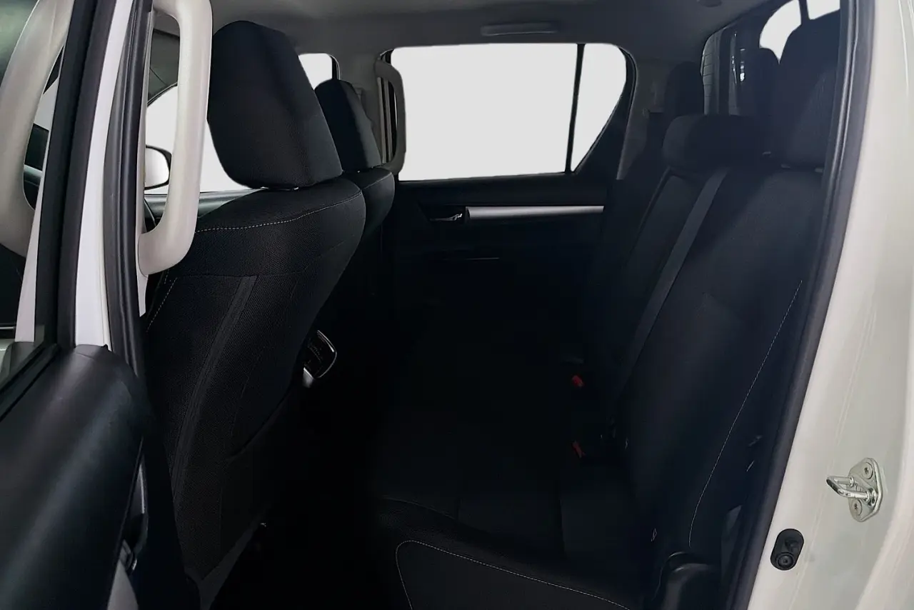 2021 Toyota Hilux Gallery Image 25