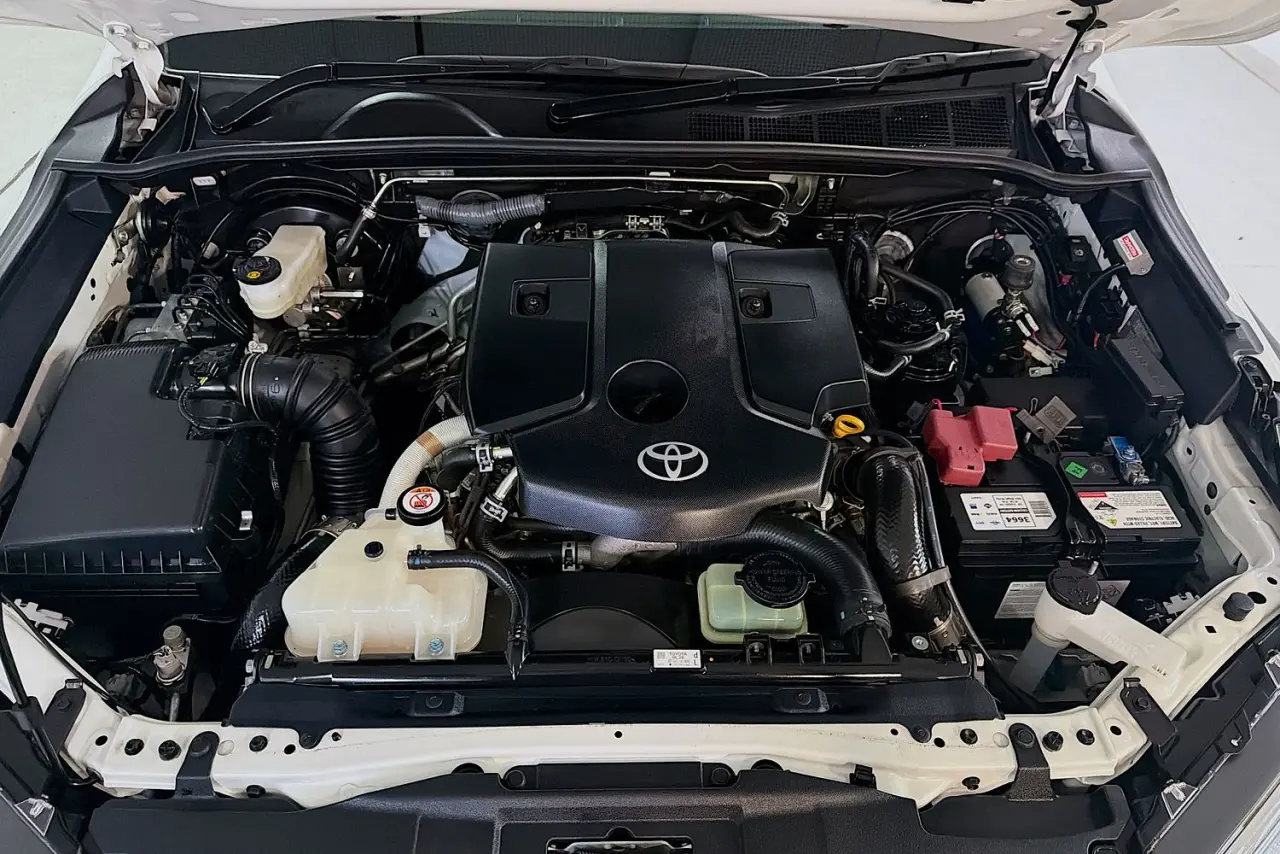 2021 Toyota Hilux Gallery Image 28