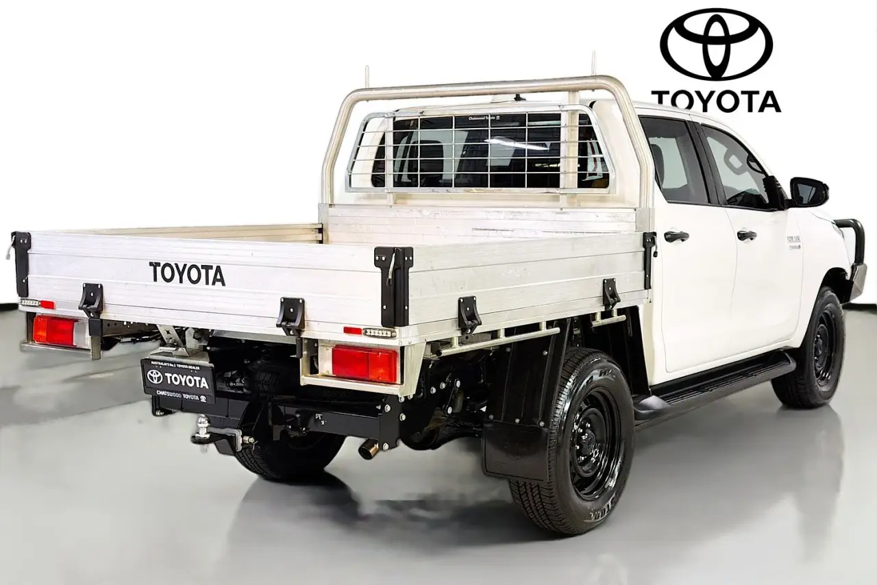 2021 Toyota Hilux Gallery Image 10