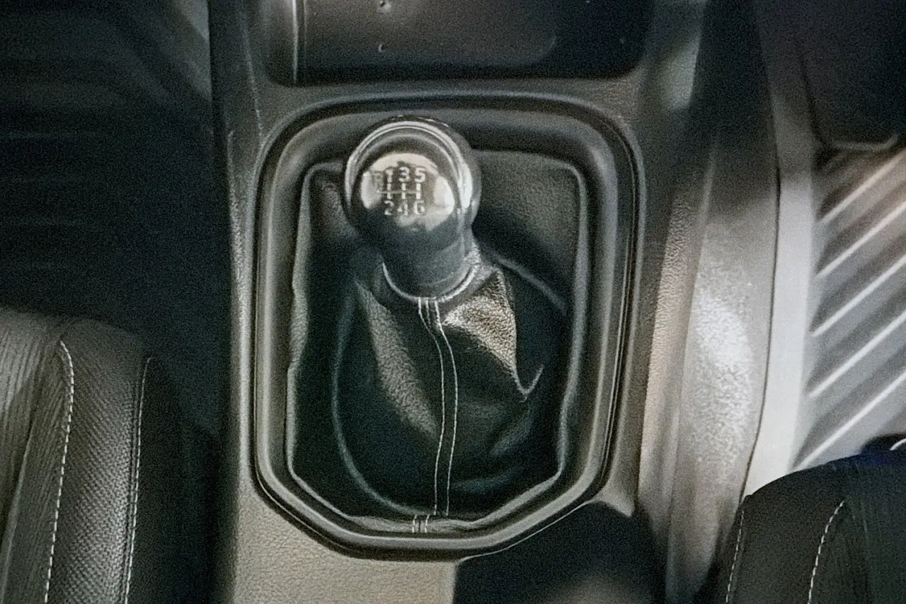 2021 Toyota Hilux Gallery Image 18