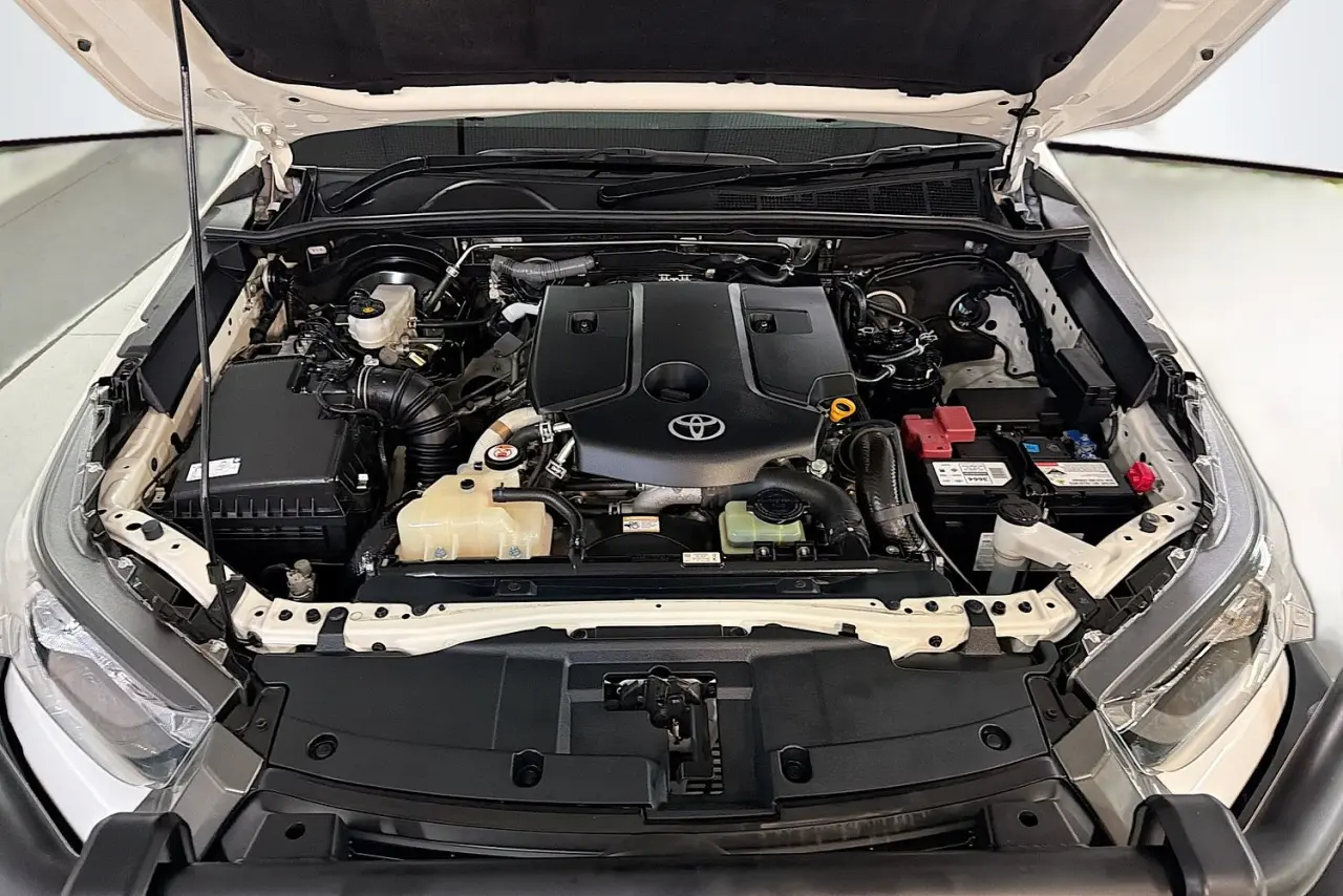 2021 Toyota Hilux Gallery Image 29